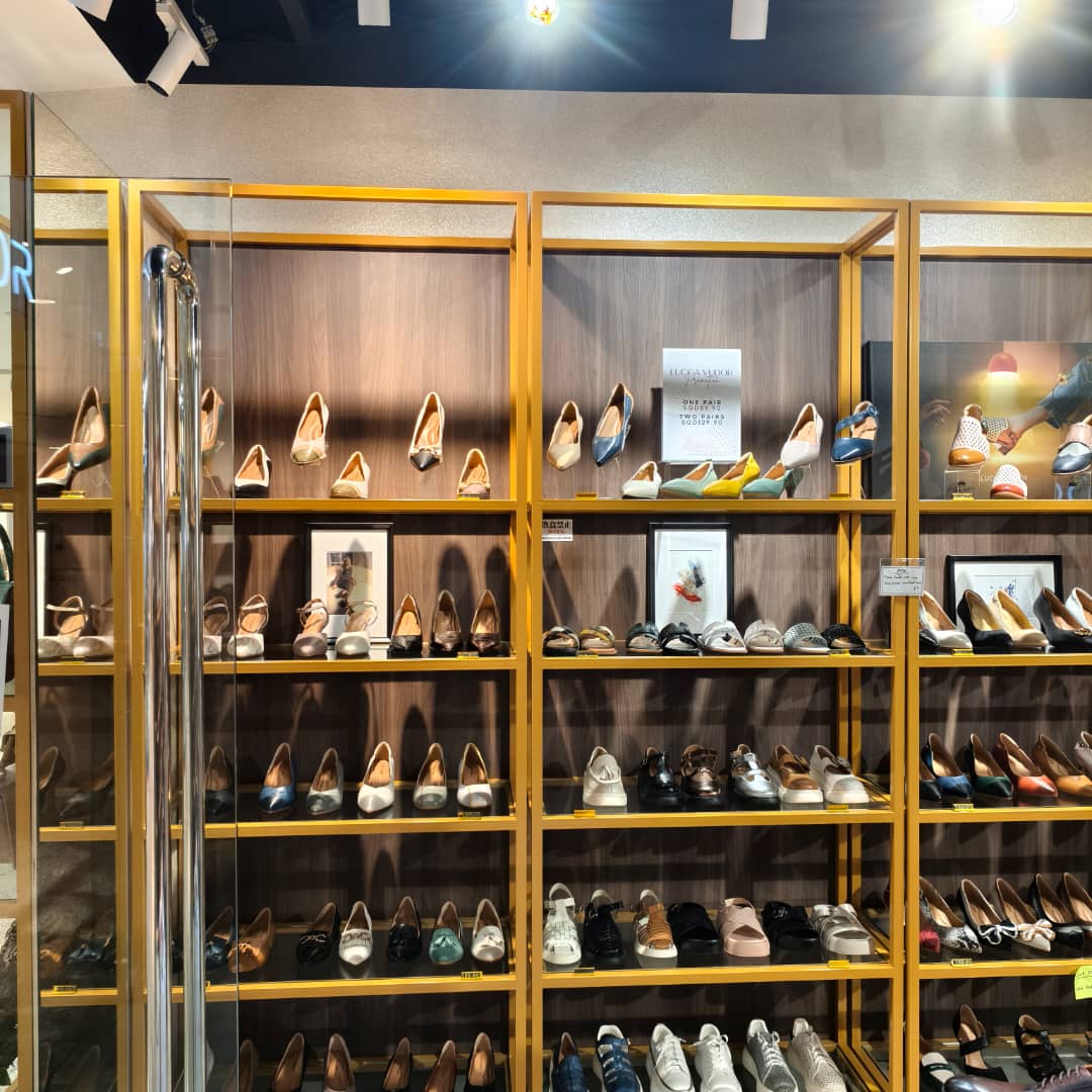 Lucca Vudor  Rad Russel