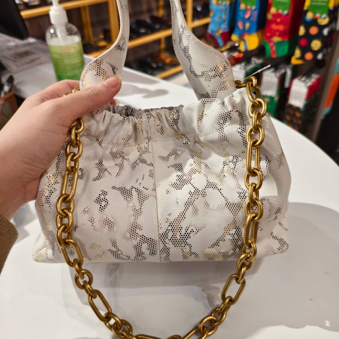 Lucca Vudor  Rad Russel