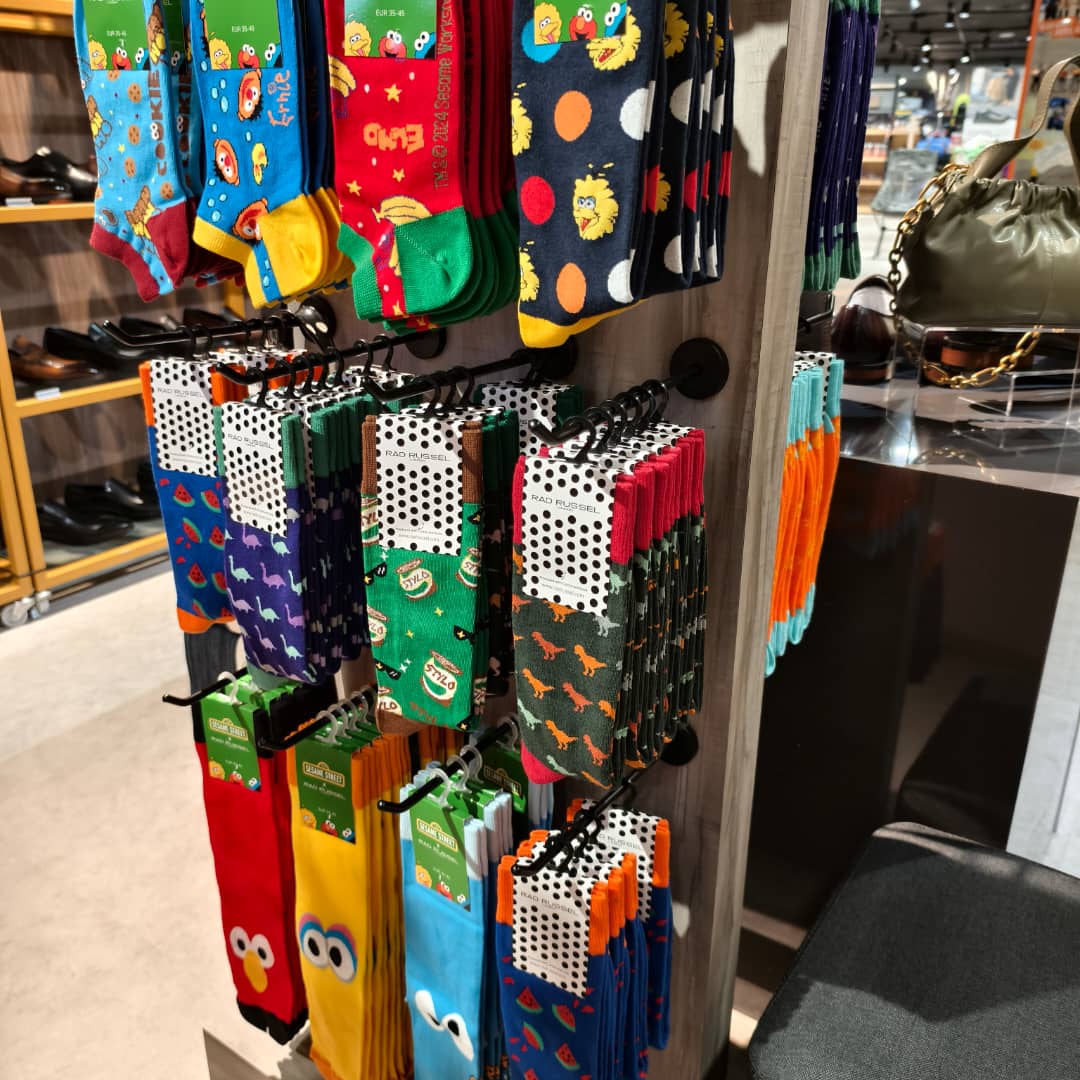 Lucca Vudor  Rad Russel