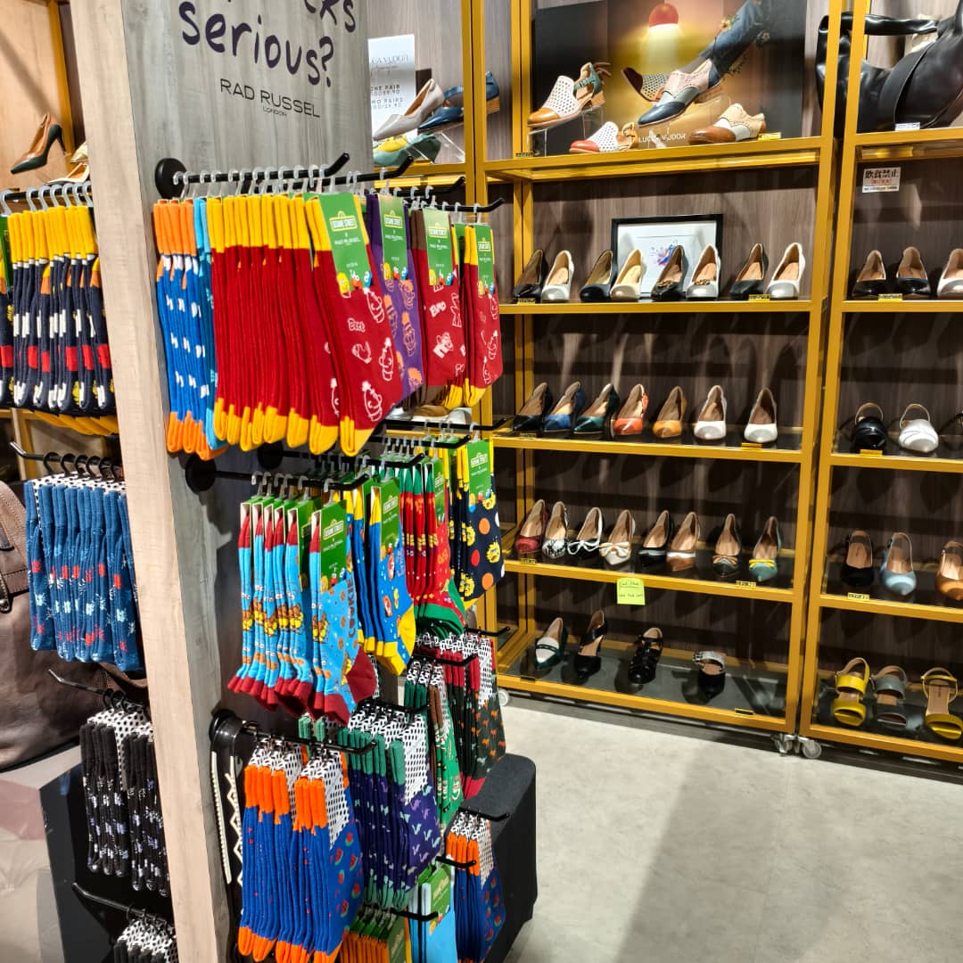 Lucca Vudor  Rad Russel