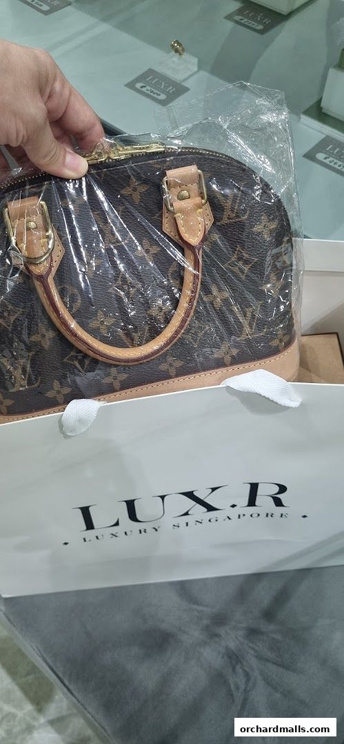 LUX.R Singapore