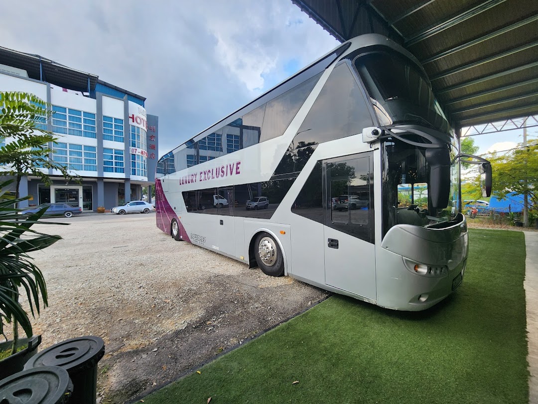 Luxury Coach Service