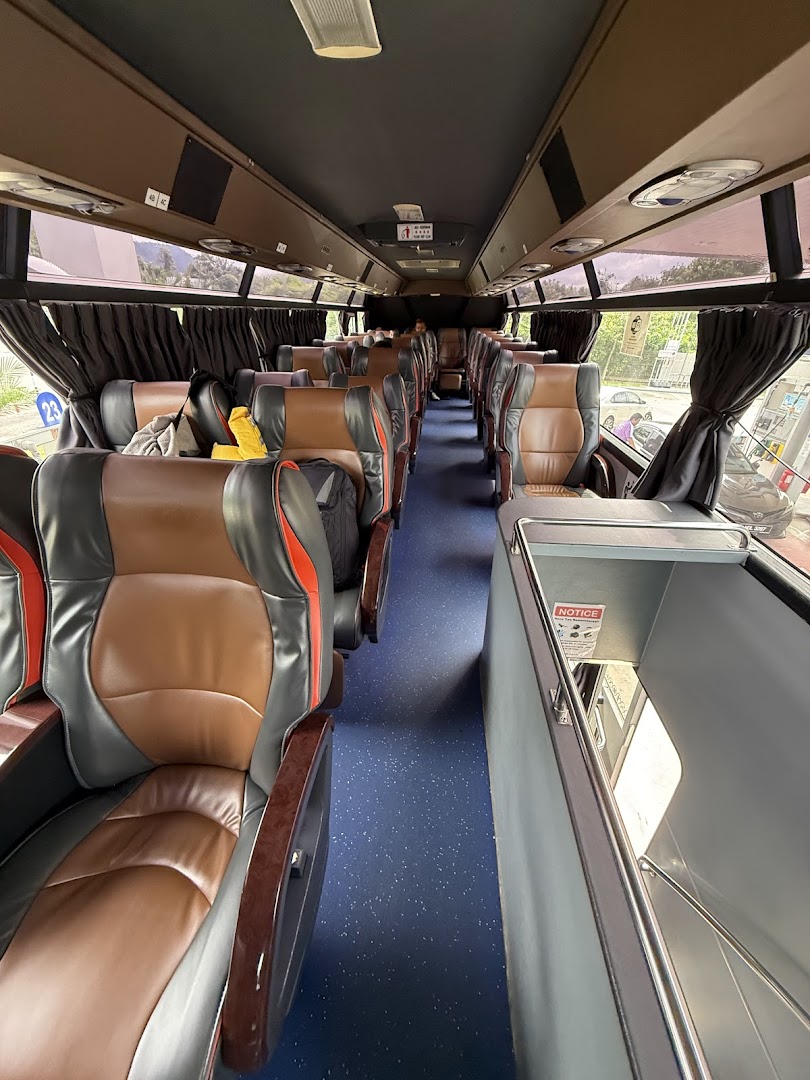 Luxury Coach Service