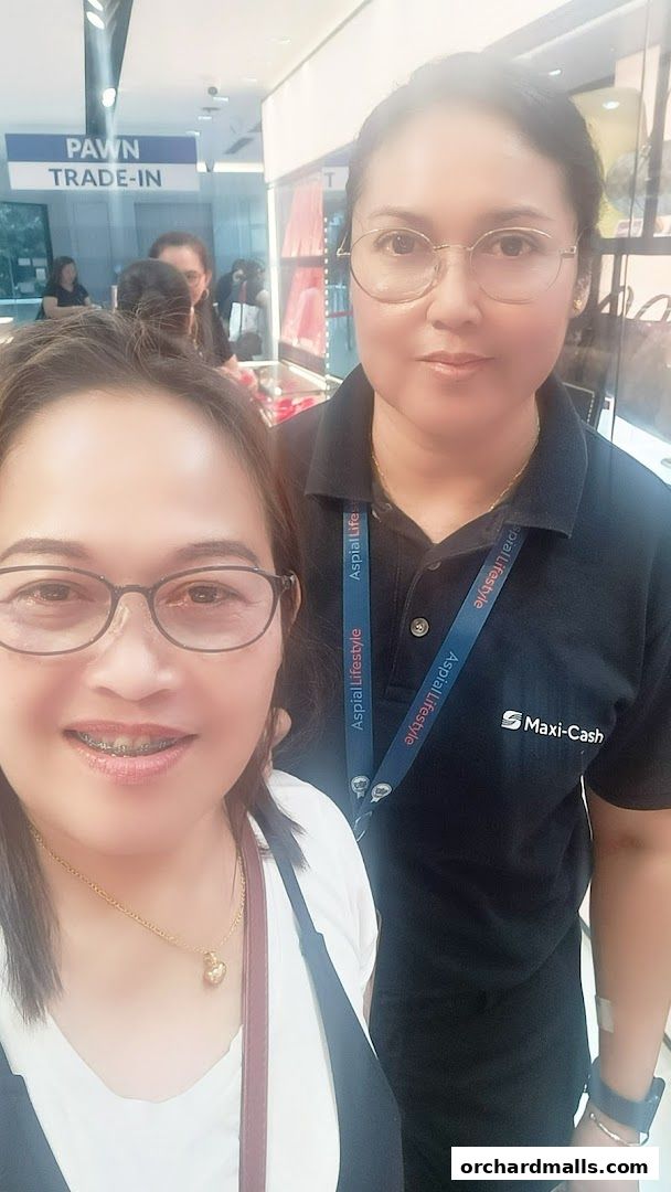 Maxi-Cash Lucky Plaza