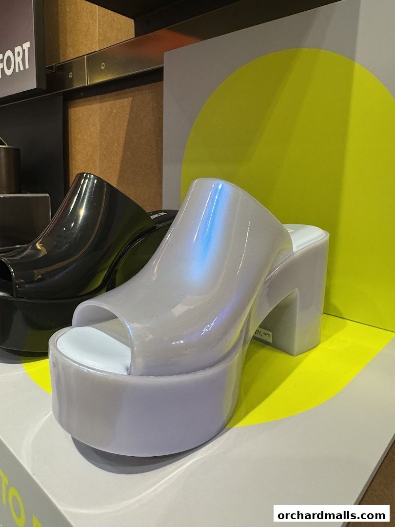 MELISSA  Wisma Atria