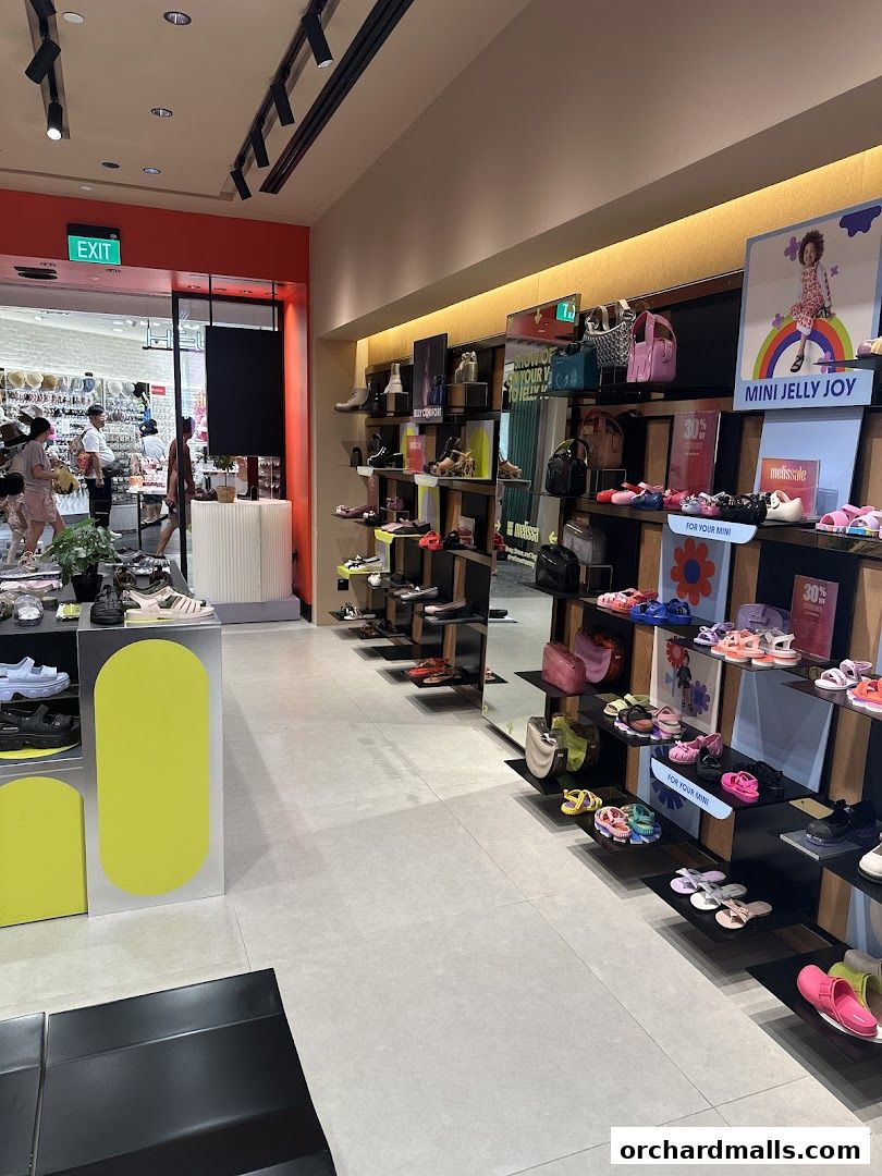 MELISSA  Wisma Atria