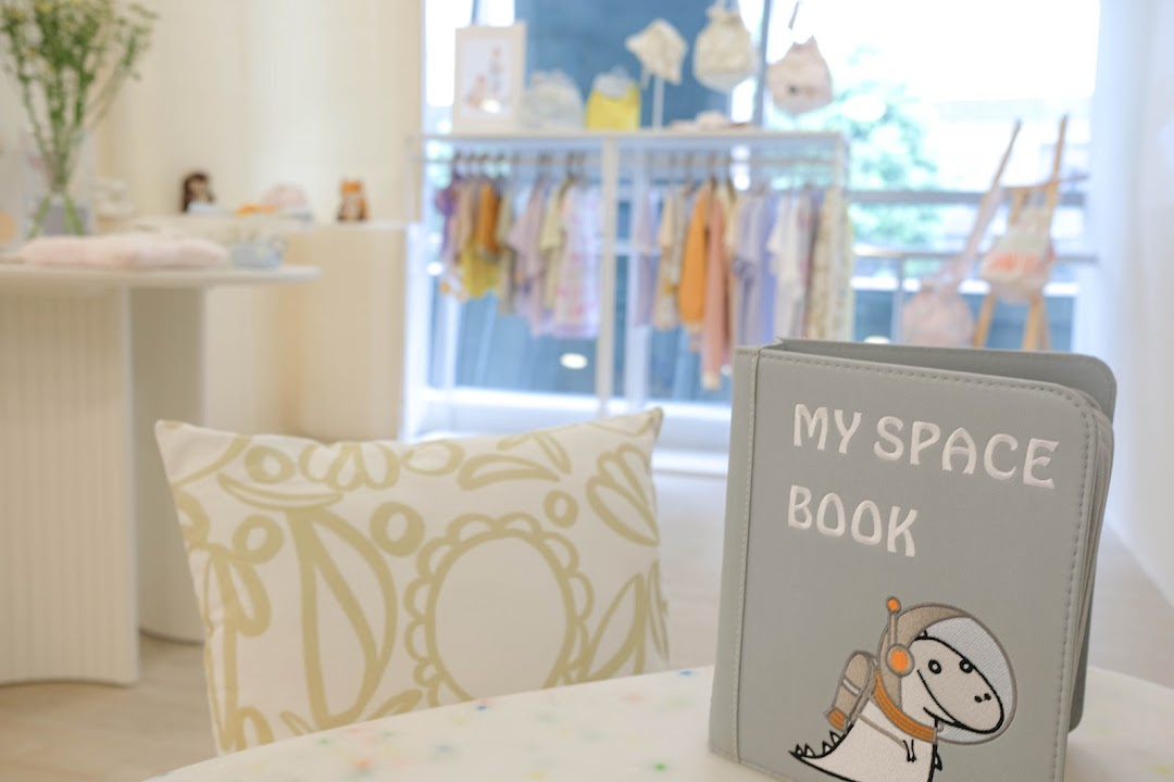 mimi mono 奈美良一 Singapore  Wheelock Place 03-13 Flagship Store