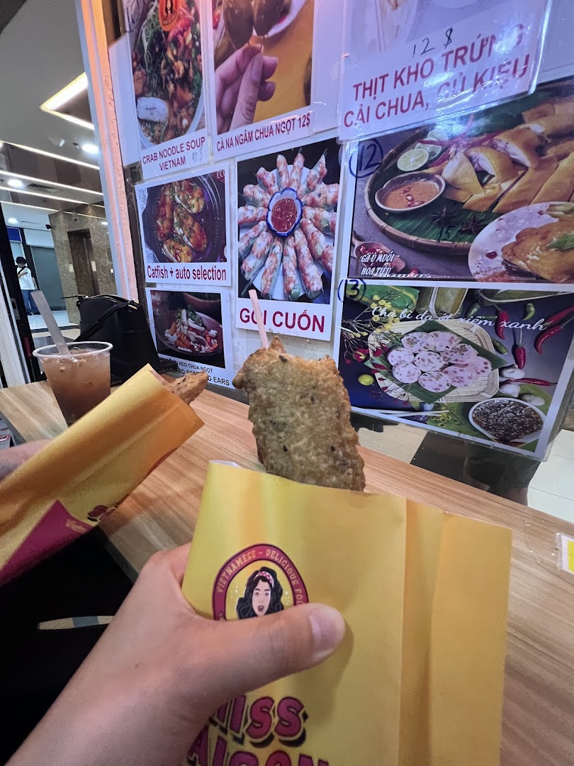 Miss Saigon Singapore - Orchard Plaza