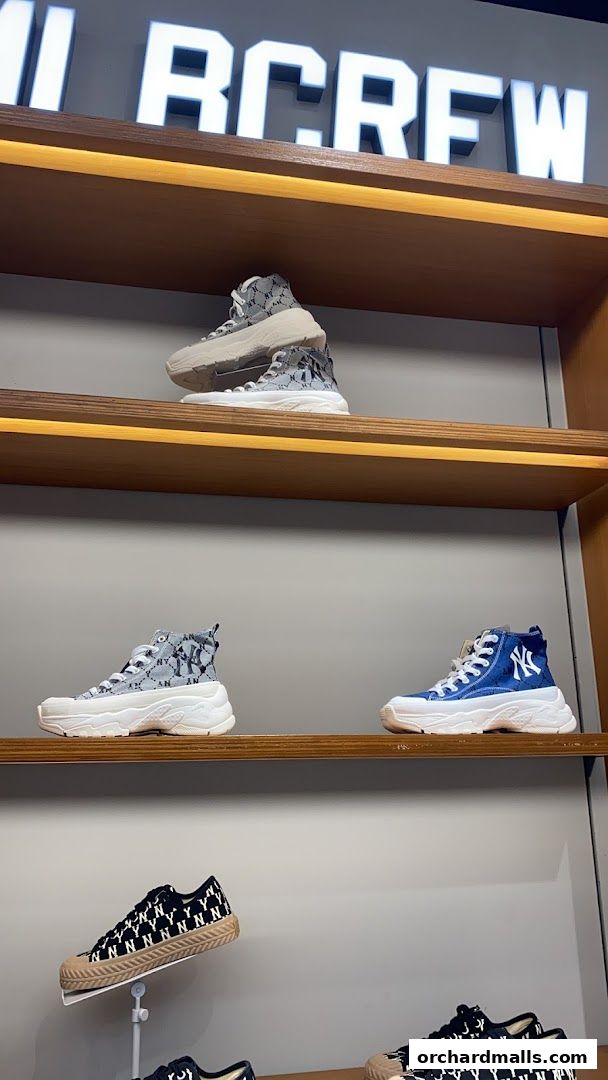 MLB Mandarin Gallery