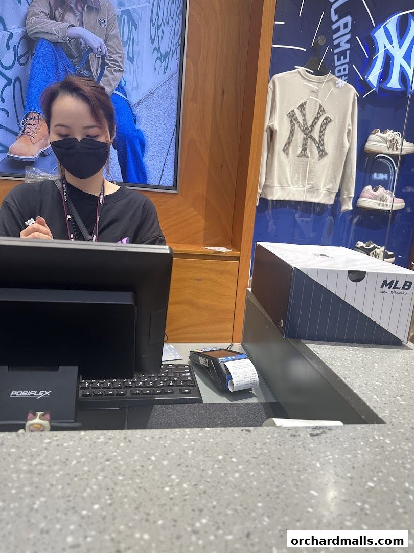 MLB Mandarin Gallery