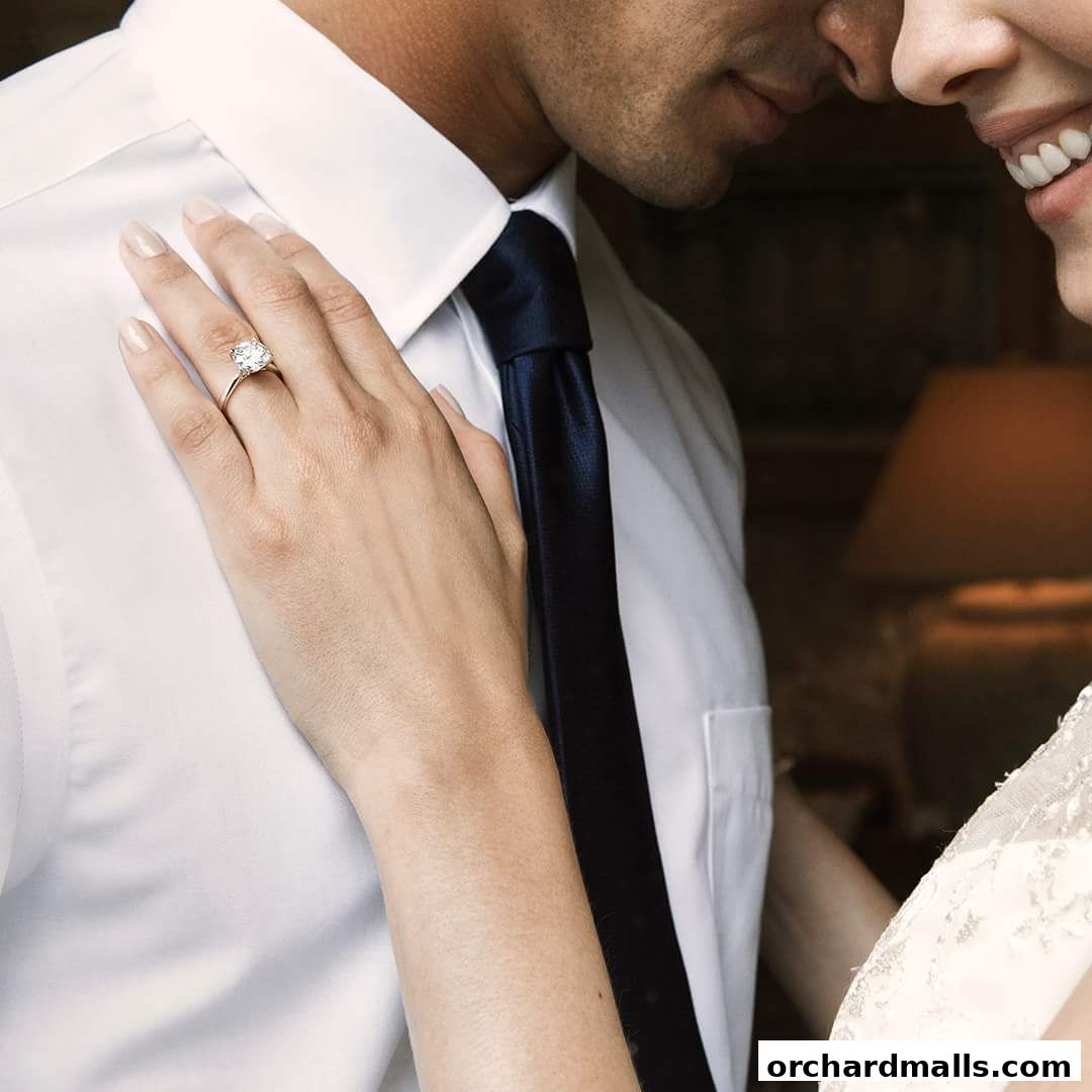 Moiss Jewelry - Viewing by appointment only