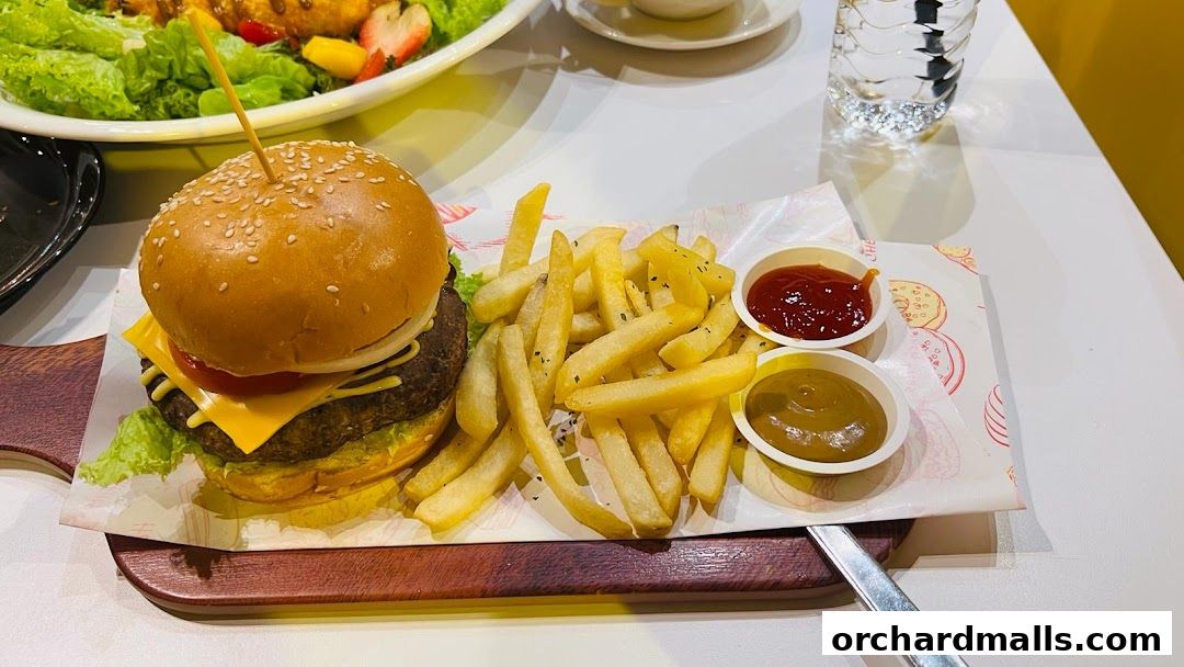 Monster Planet - The Centrepoint