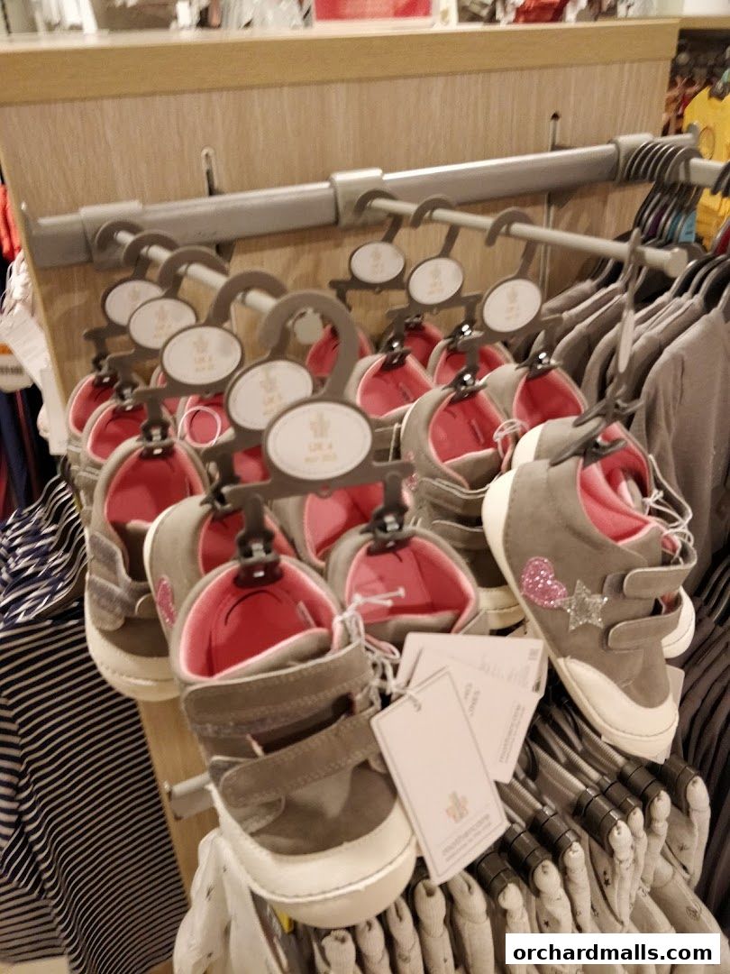 Mothercare Experience Store - Paragon