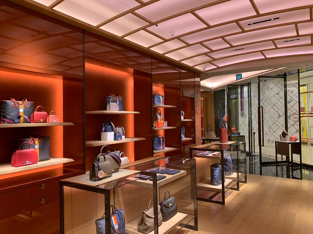 MOYNAT Singapore Takashimaya Store