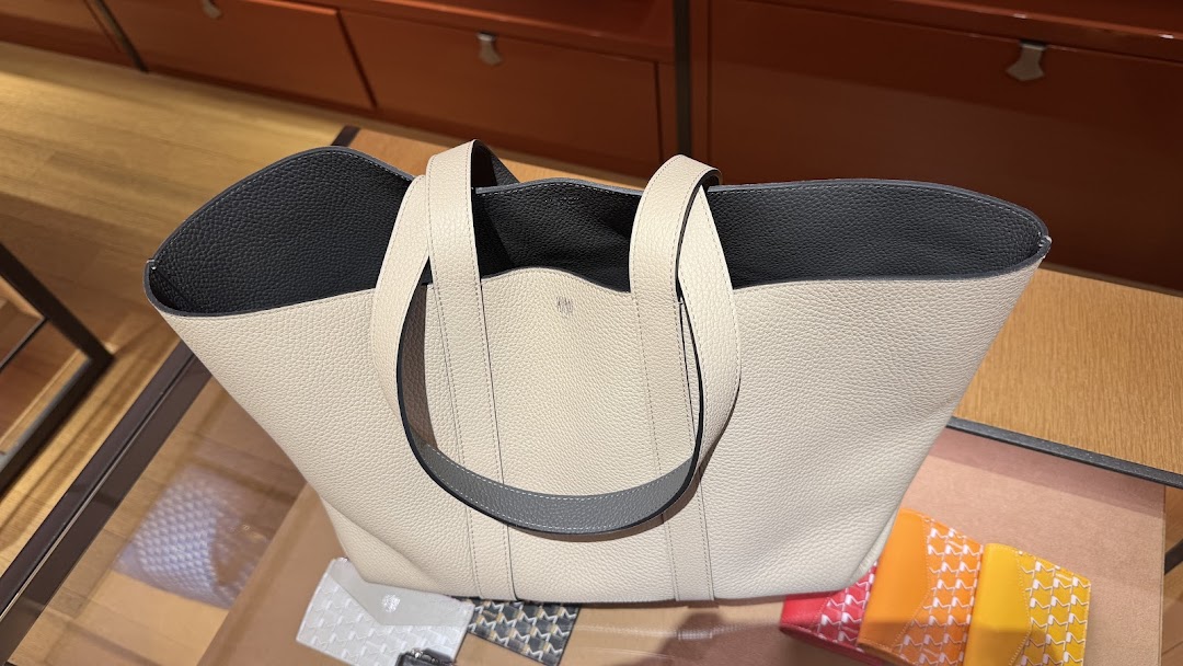 MOYNAT Singapore Takashimaya Store