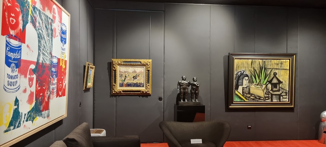 Opera Gallery Singapore