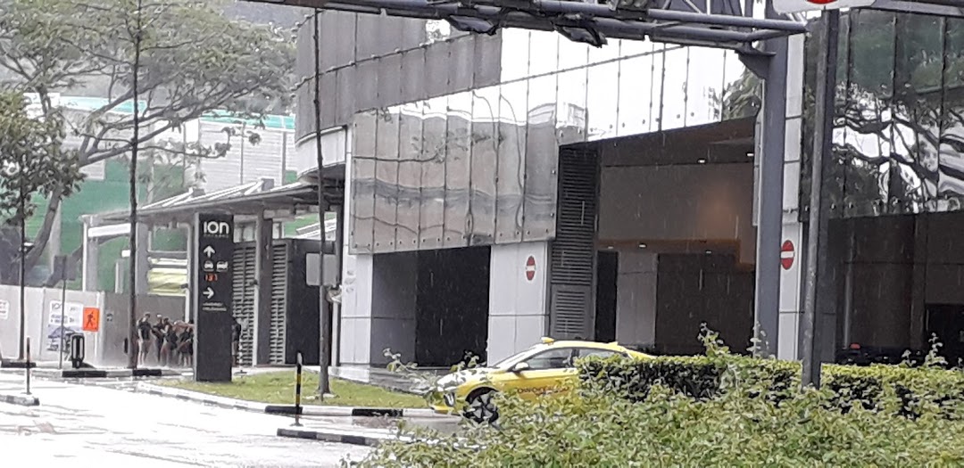 Opera Gallery Singapore