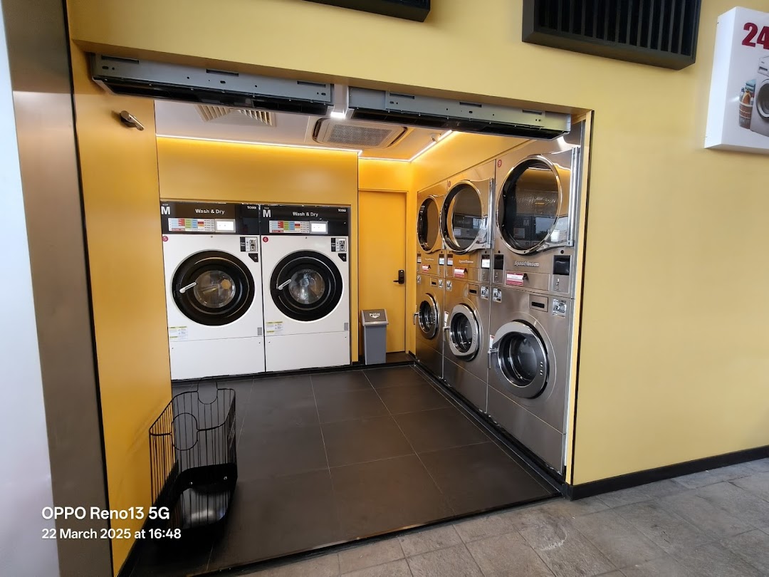 Orchard Laundromat, Singapore