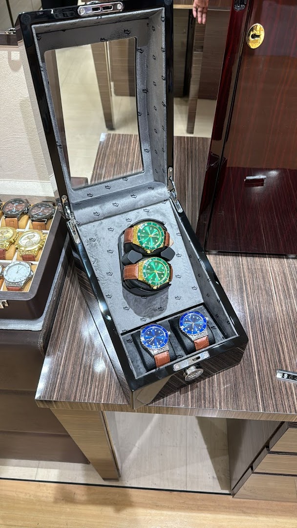 ORIENT CROWN TAKASHIMAYA