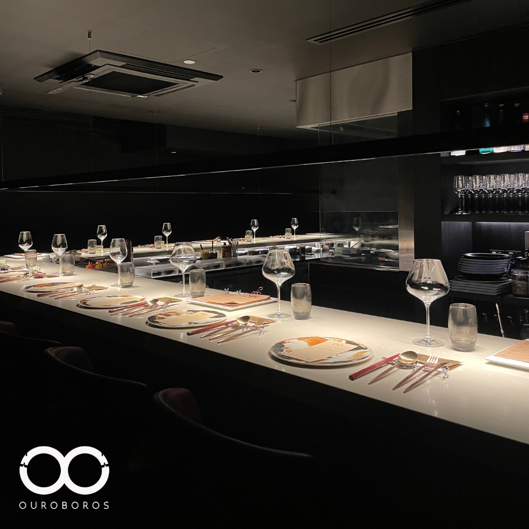 OUROBOROS - Tokyo Chinese -