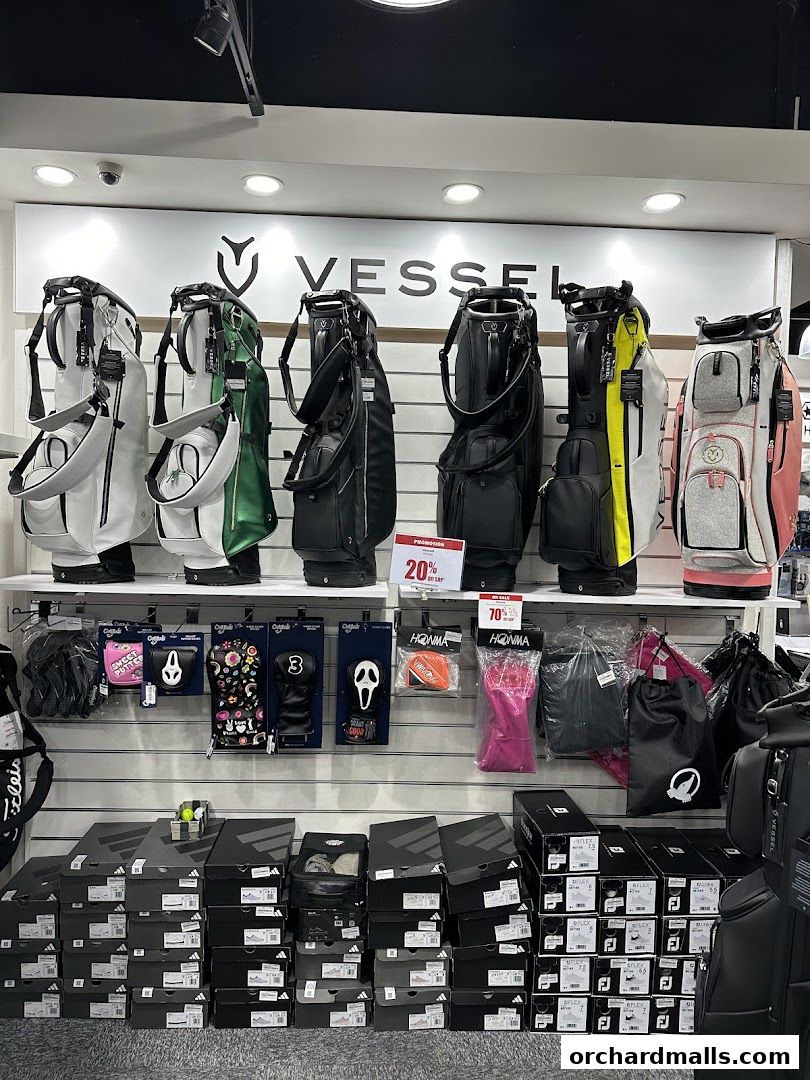 Pan-West Far East Shopping Centre