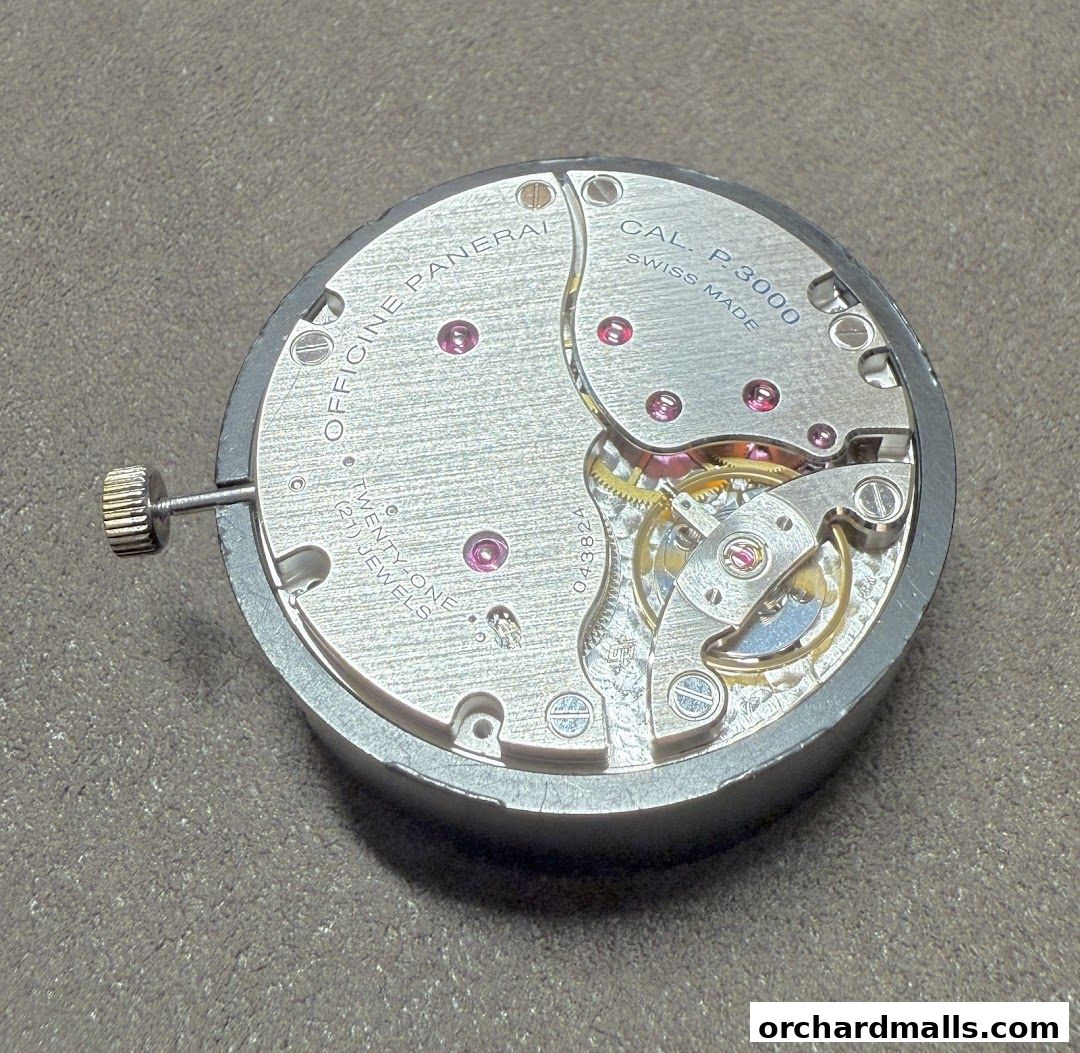 Close-up of a Panerai P.3000 watch movement with 21 jewels.