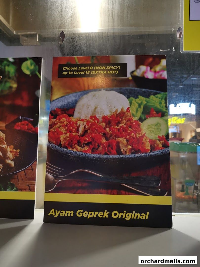 Menu page for Papa Ayam 313somerset