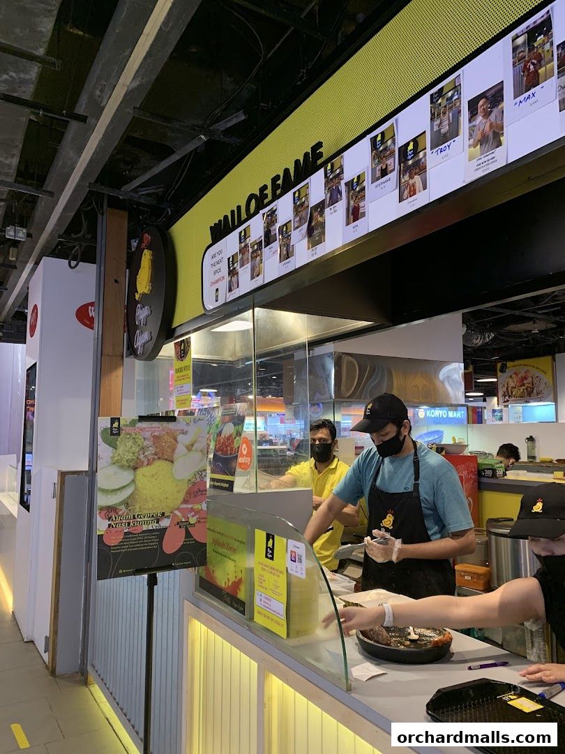 Papa Ayam 313somerset