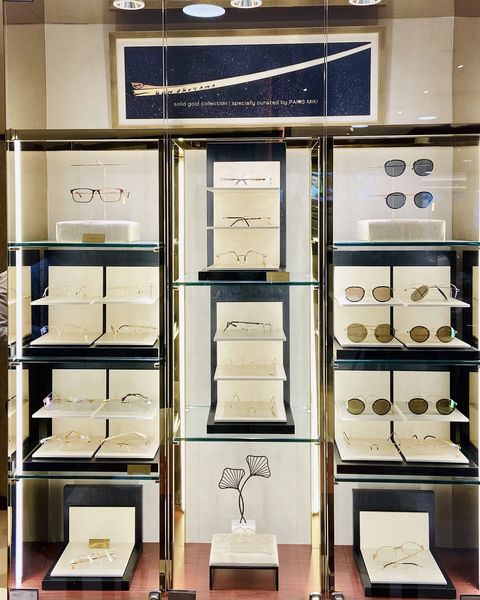 Paris Miki Takashimaya  Orthokeratology  Optician  Optometrist  Contact lens  Eye Care Professional