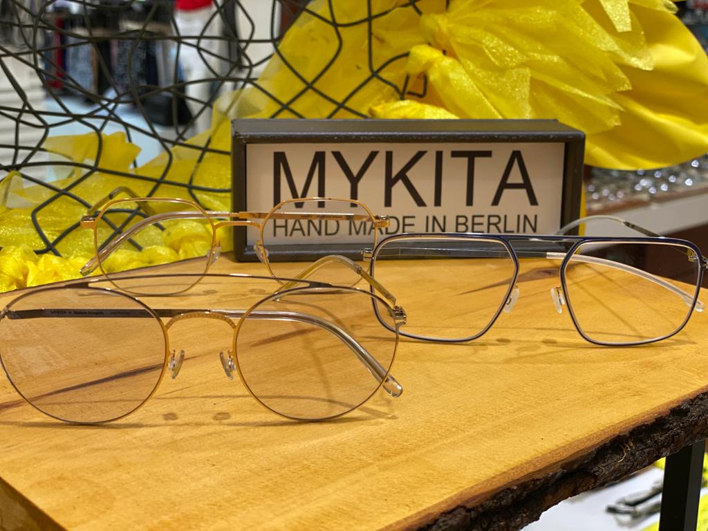 Paris Miki Takashimaya  Orthokeratology  Optician  Optometrist  Contact lens  Eye Care Professional