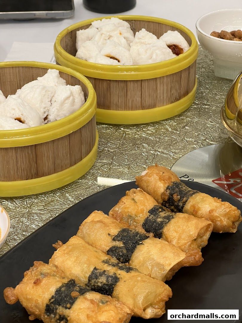 Peach Garden  The Heeren