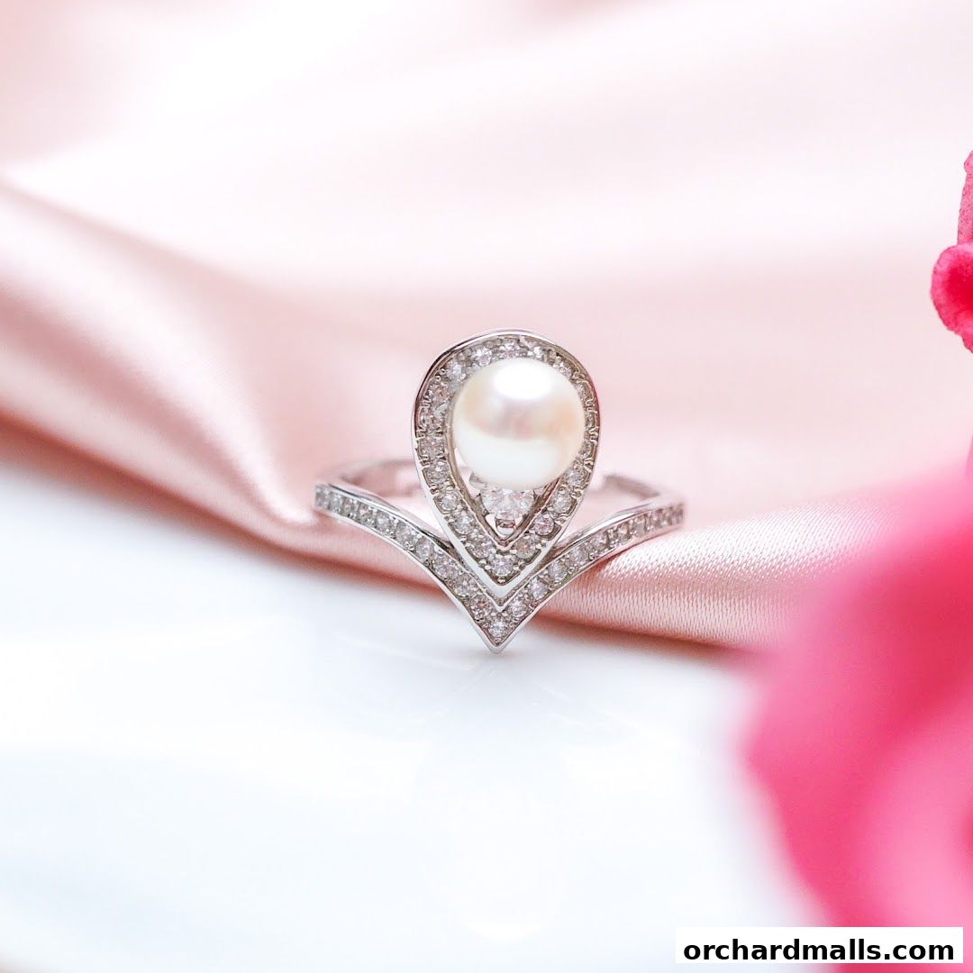 Pearly Lustre  Design Orchard