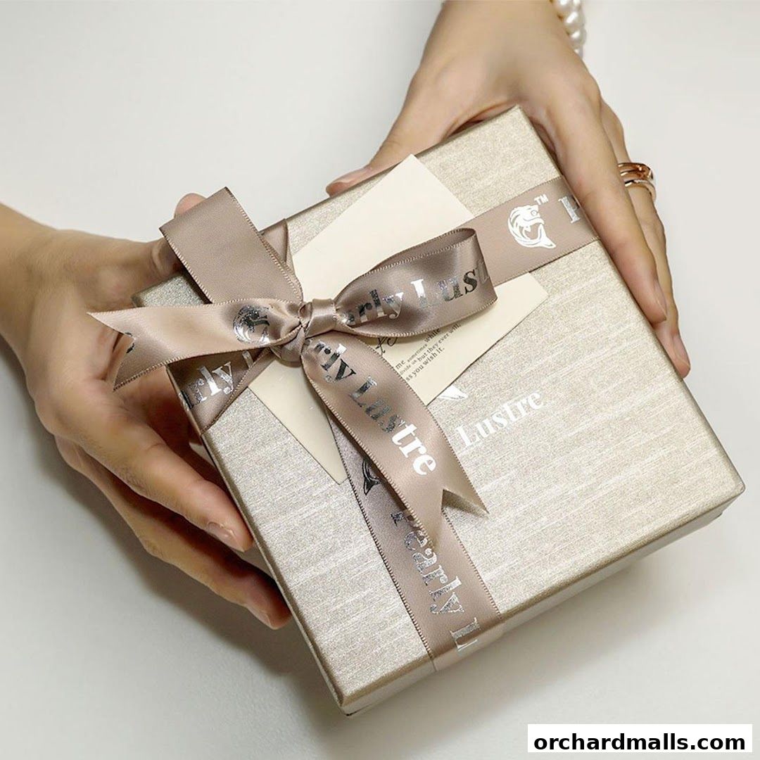 Pearly Lustre  Design Orchard