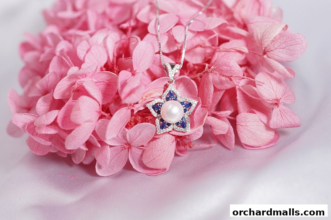 Pearly Lustre  Design Orchard