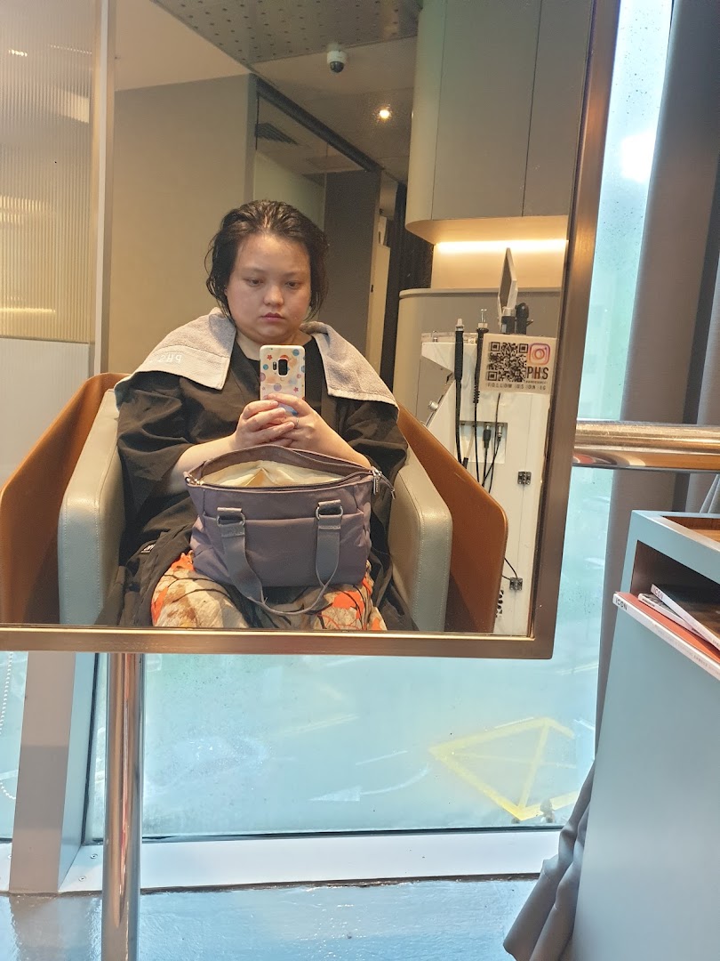 PHS HAIRSCIENCE LAB Wheelock Place