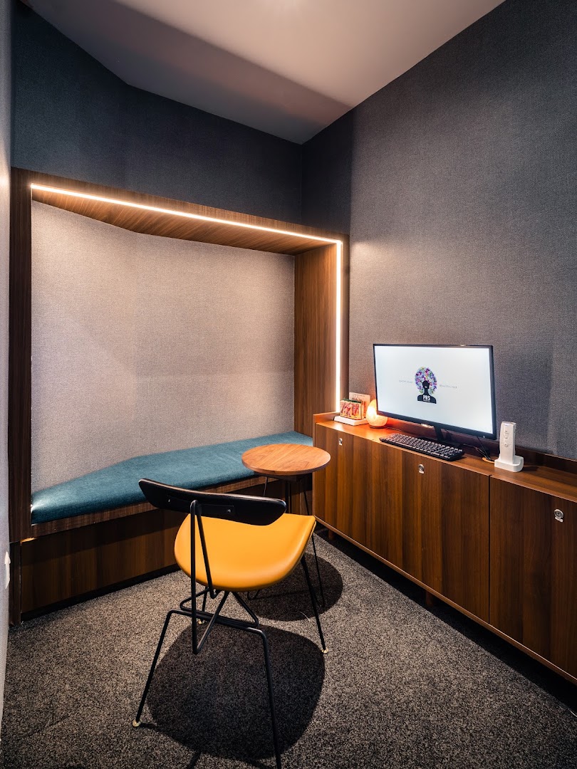 PHS HAIRSCIENCE LAB Wheelock Place