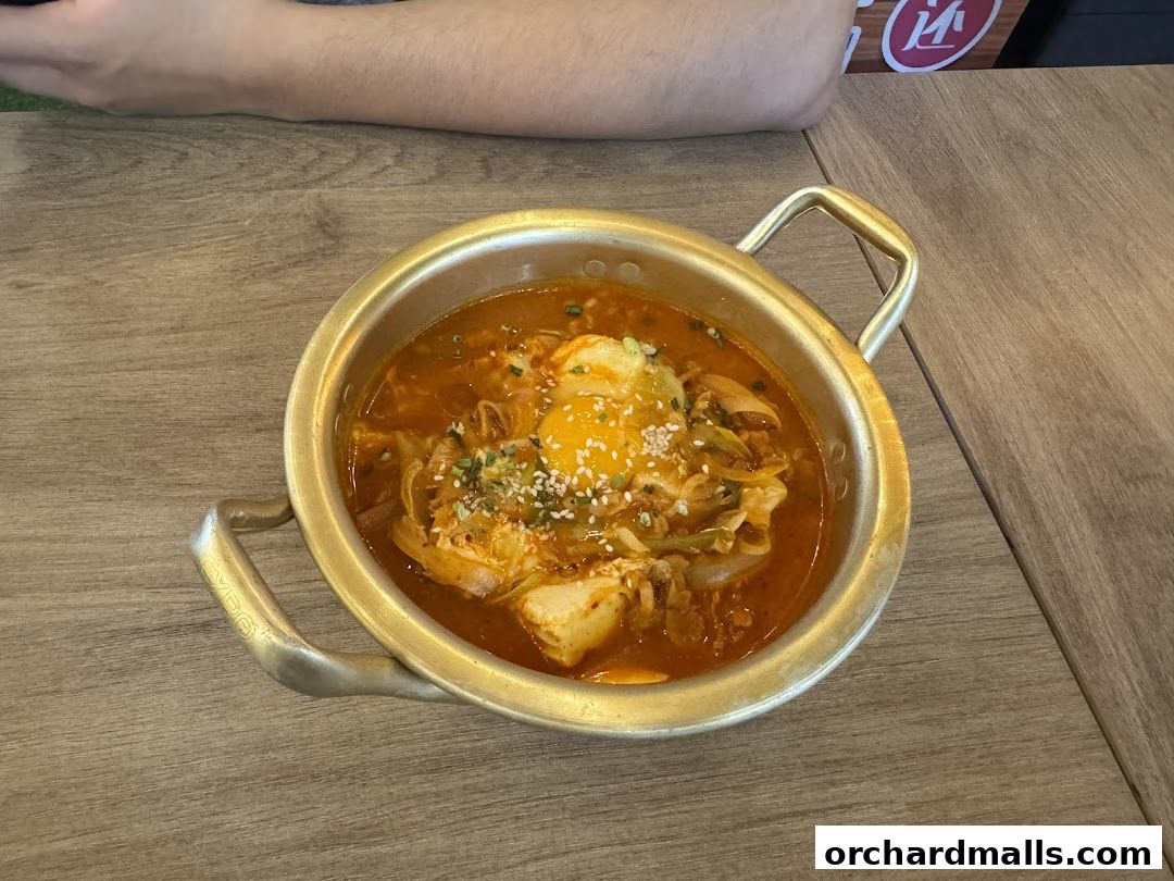 Picnic Food Hall, Far East Plaza