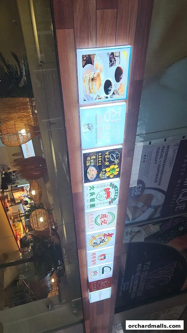 Picnic Food Hall, Far East Plaza