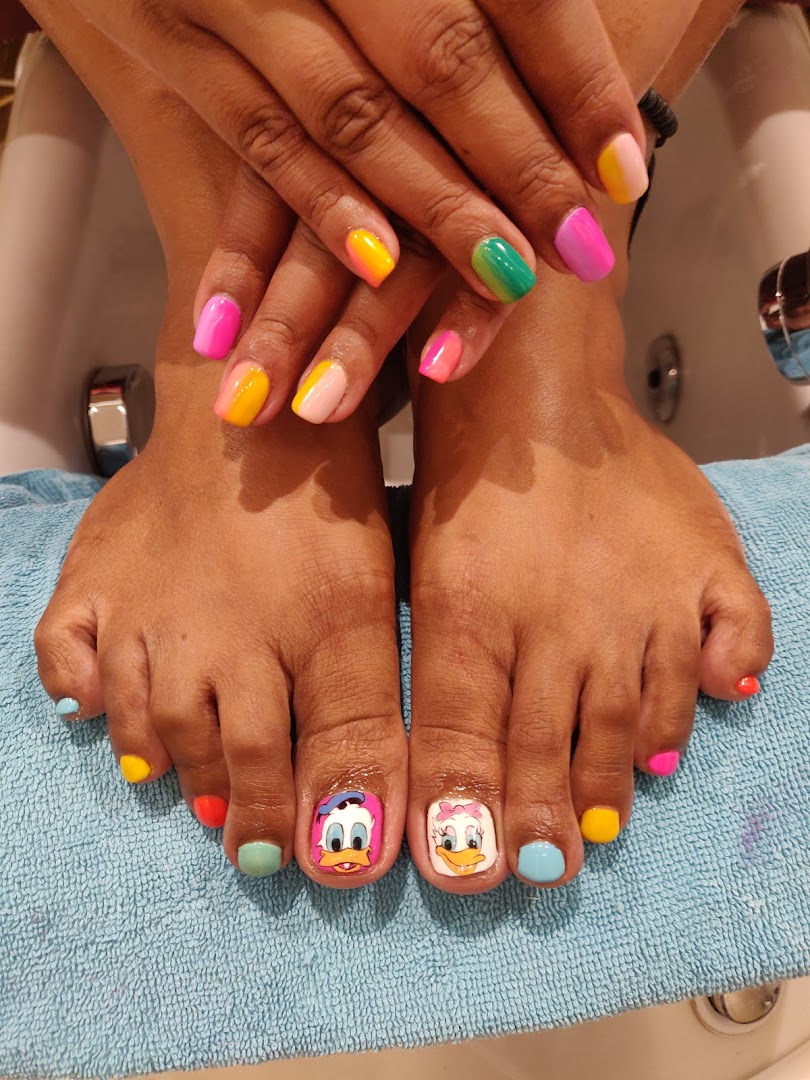 Picota Nail Spa ION Orchard