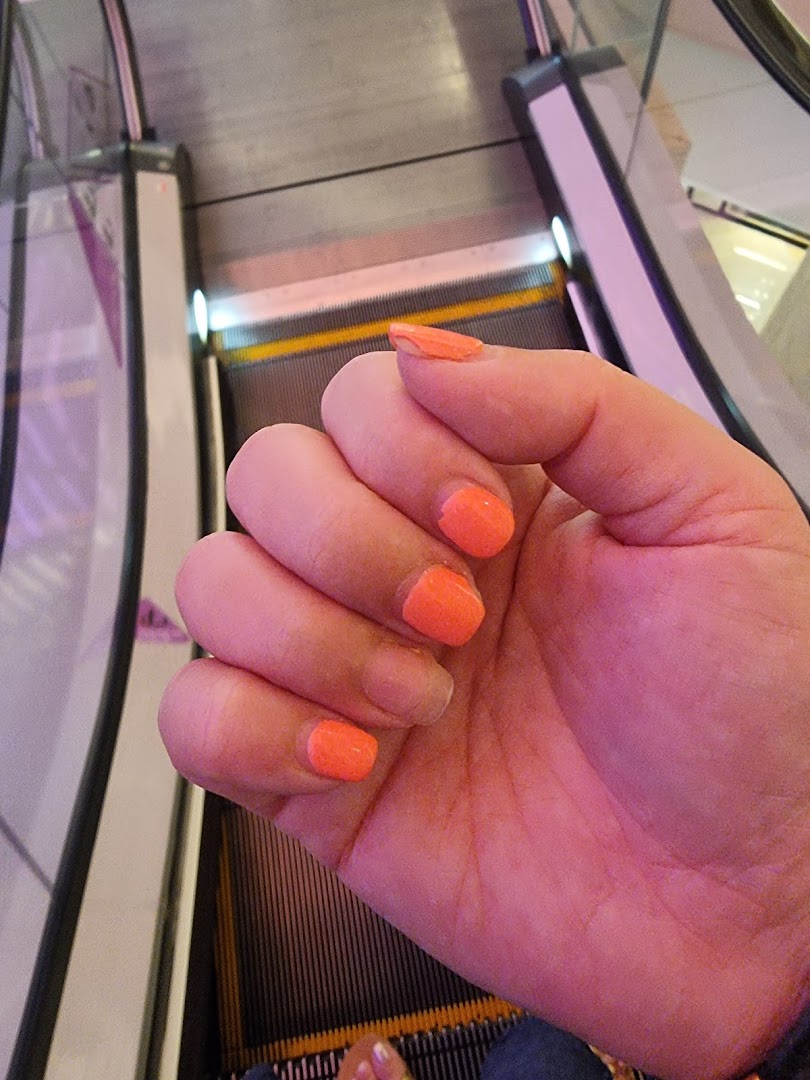 Picota Nail Spa ION Orchard