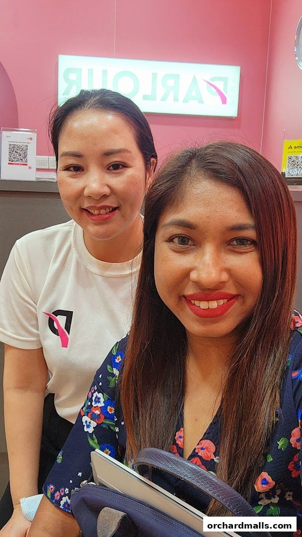 Pink Parlour Centrepoint Premium