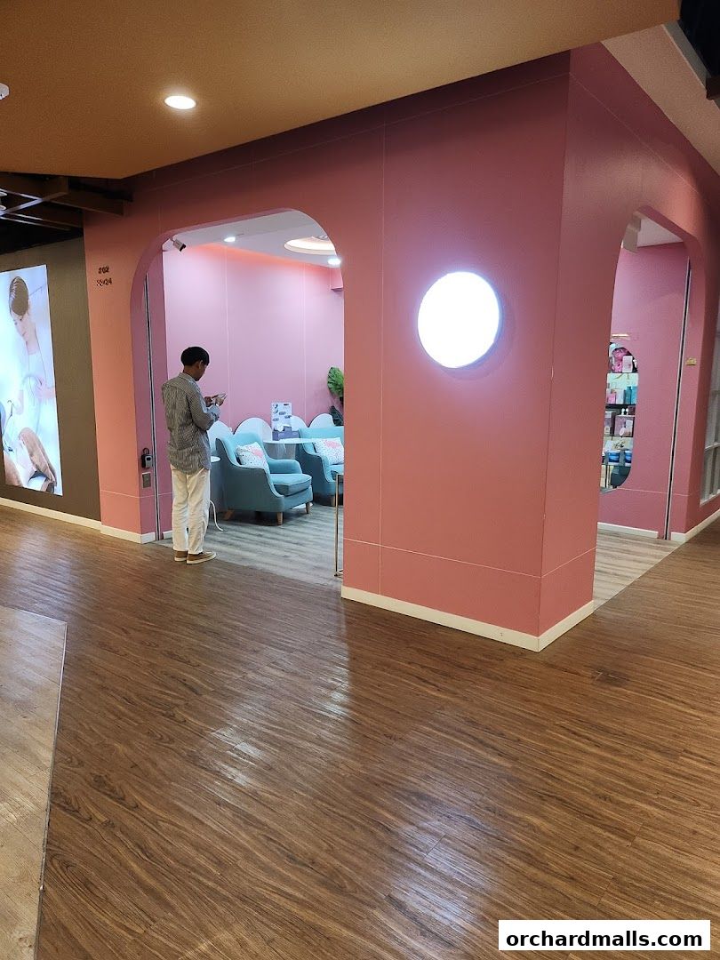 Pink Parlour Centrepoint Premium