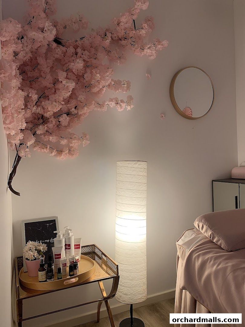 Pink Parlour Centrepoint Premium