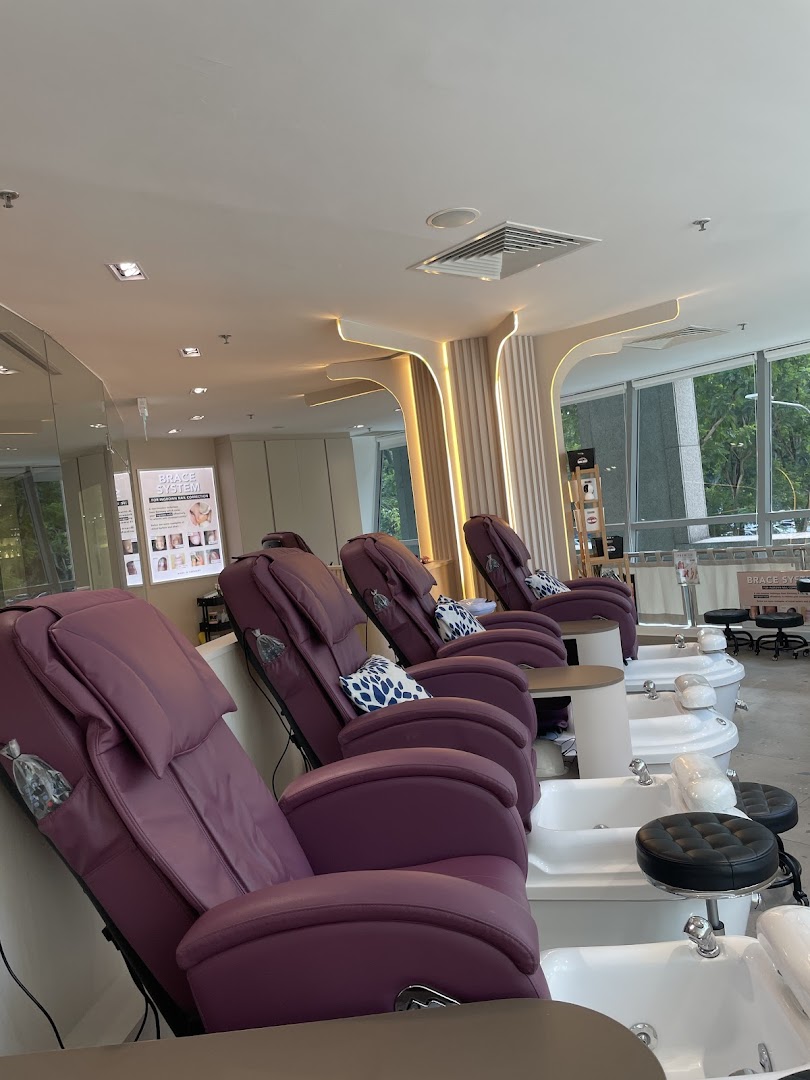 Pixie Nail Spa  Wheelock Place