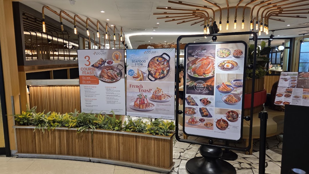 Poulet  Brasserie - ION Orchard