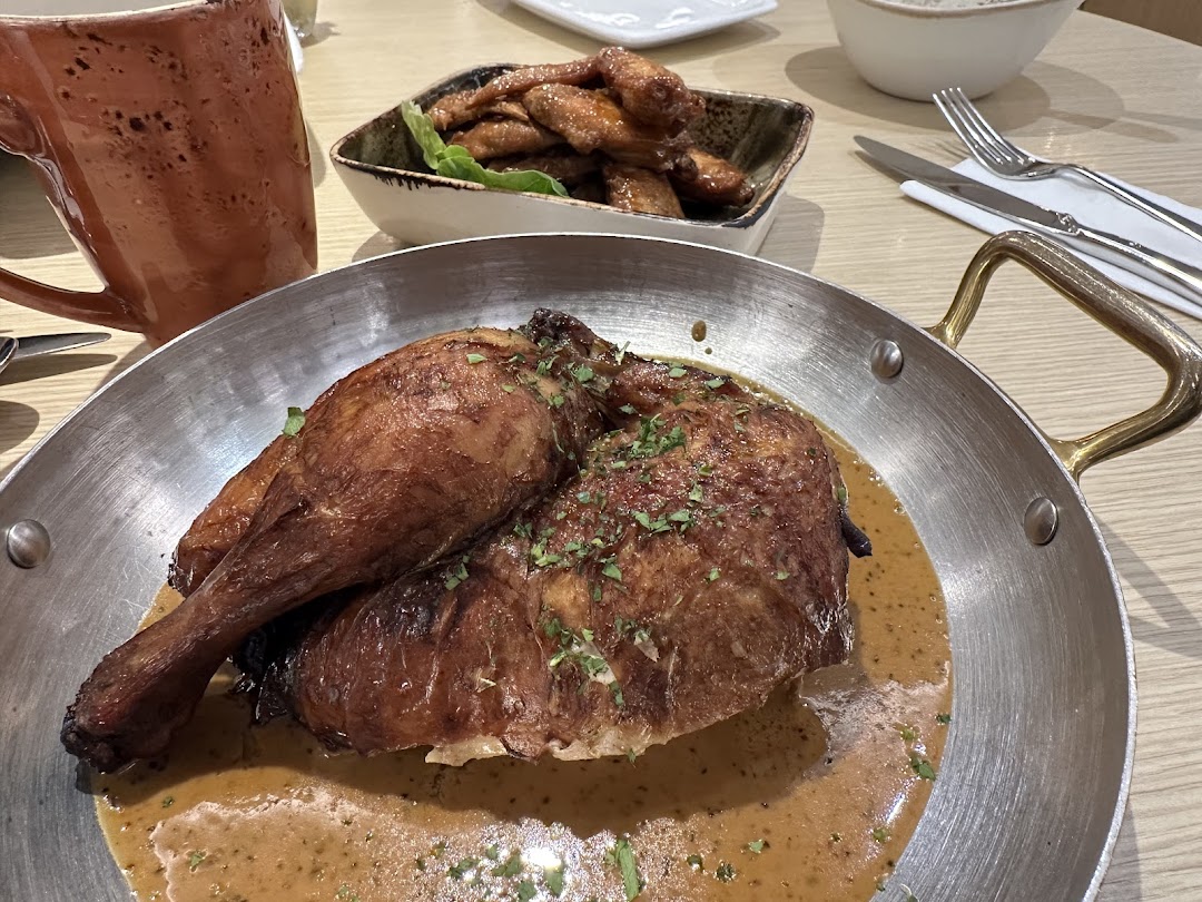 Poulet  Brasserie - ION Orchard