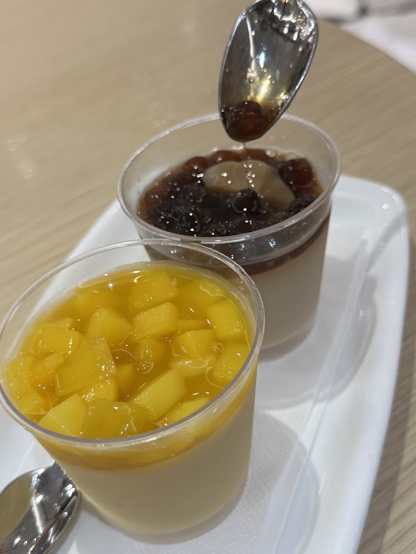 Poulet  Brasserie - ION Orchard