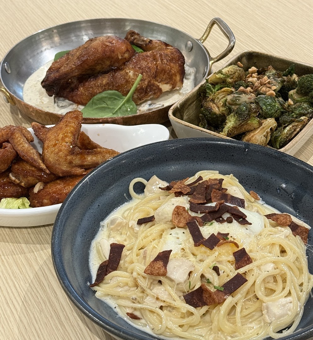 Poulet  Brasserie - ION Orchard