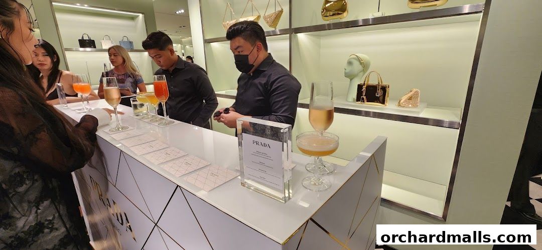 Prada Singapore Paragon