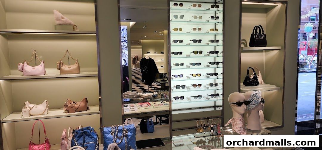 Prada Singapore Paragon